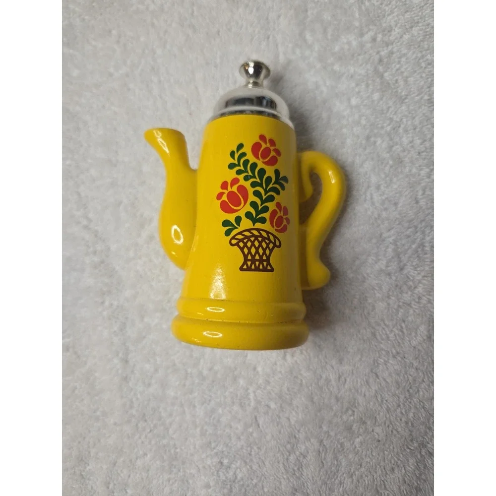 Vintage 1970s Avon Koffee Klatch Yellow Teapot Decanter Bottle Flower Basket